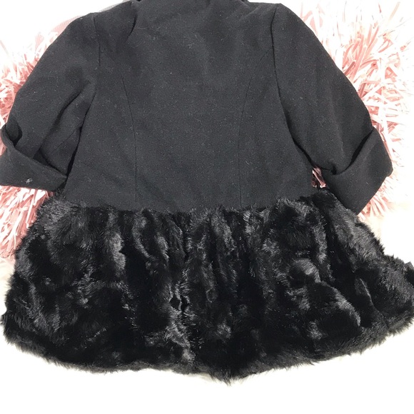 Neiman Marcus Elena faux fur coat size 2 - Picture 6 of 8